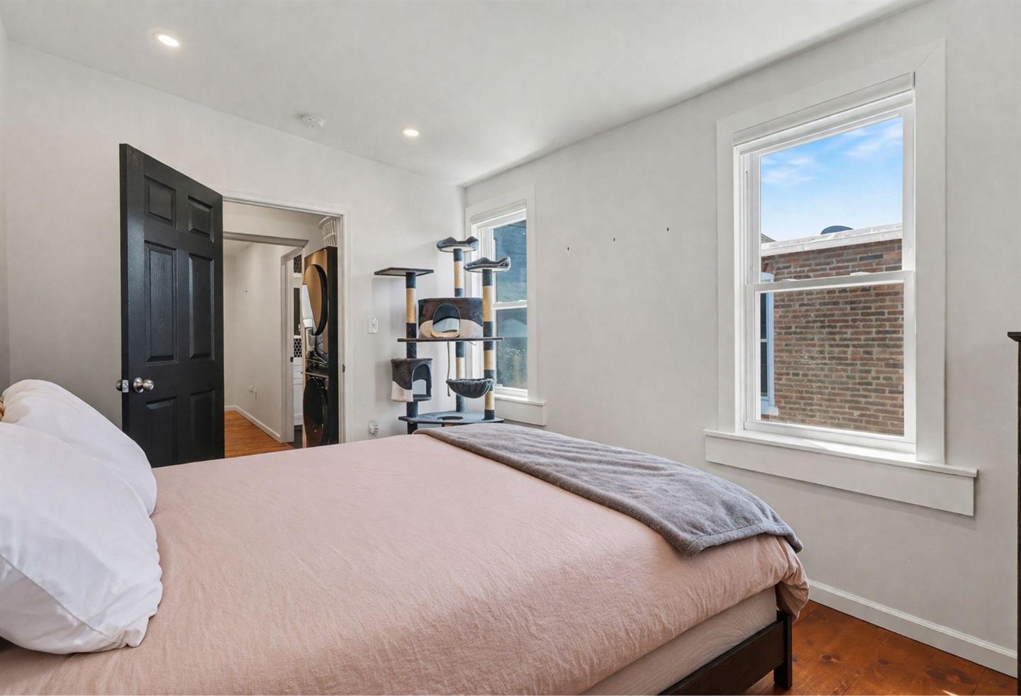 Bedroom 2-2
